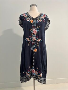 Johnny Was Gray Embroidered Floral Midi Dress size XS